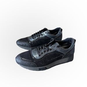 Tamaris Black Athletic Sparkly Shoes size 8.5 US 39 EU